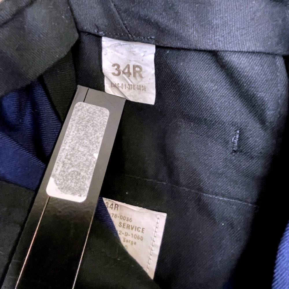 US Air Force Blue Dress Coat Uniform Suit Men's Jacket 40R, Pants 34R 3 Button - Picture 14 of 16